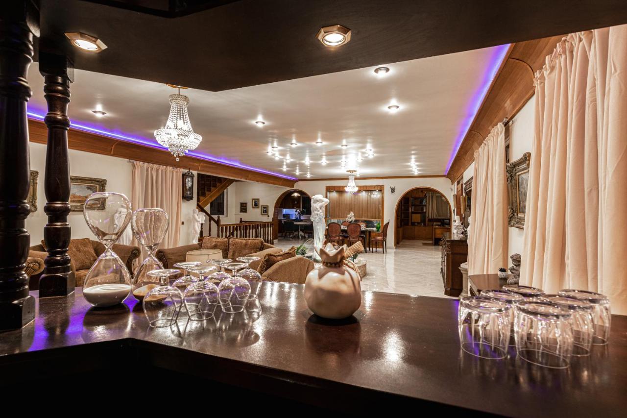 Galadriel Villa With Private Pool & Jacuzzi Kato Yerakarion Exterior photo